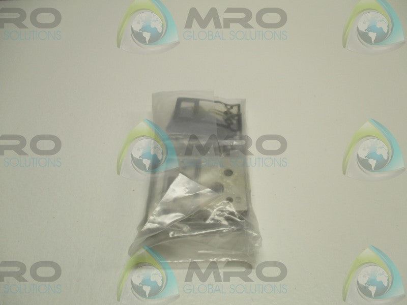 SMC ZZM02-04B VACUUM EJECTOR MANIFOLD ASSEMBLY  NSMP