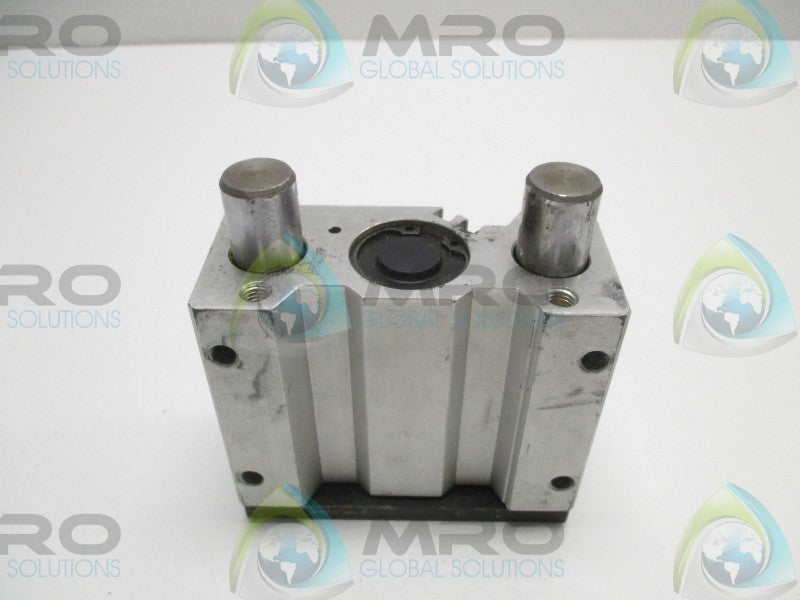 SMC EMGQM32-50 COMPACT GUIDED CYLINDER SLIDE  UNMP