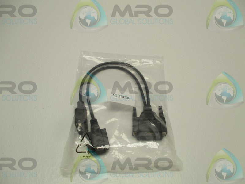 INDUSTRIAL MRO 1700250300 CONNECTOR CABLE * NEW IN FACTORY BAG *