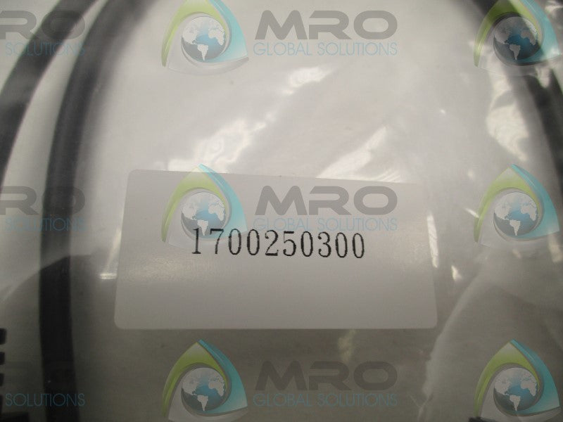 INDUSTRIAL MRO 1700250300 CONNECTOR CABLE * NEW IN FACTORY BAG *