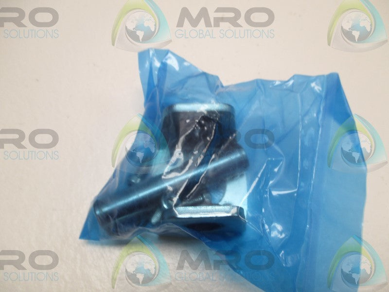 SMC CG-D040 CLEVIS MOUNTING KIT * NEW IN FACTORY BAG *