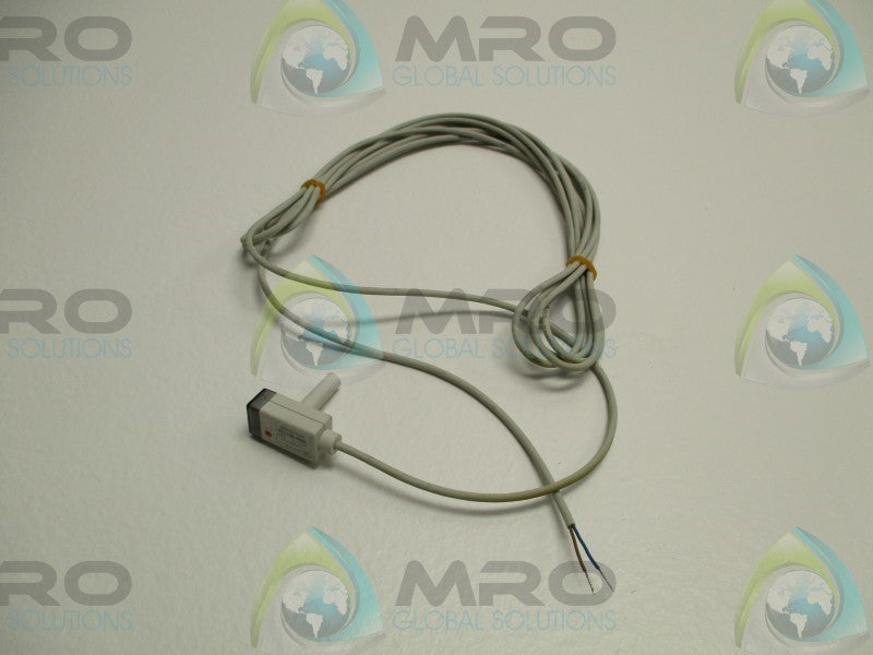 SMC PS1100-R06L AIR CHECKER PRESSURE SWITCH * NEW IN FACTORY BAG *