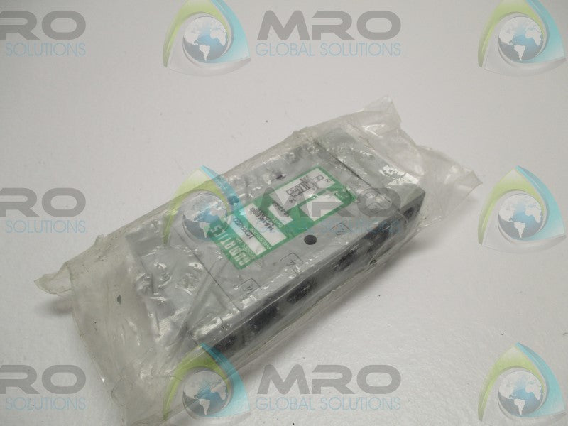 NUMATICS L22PP452O AIR PILOT VALVE * NEW IN FACTORY BAG *