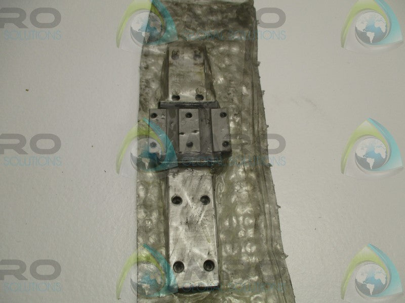 THK SHW21CA1ZZ+230L LINEAR BEARING GUIDE RAIL * NEW IN ORIGINAL PACKAGE *