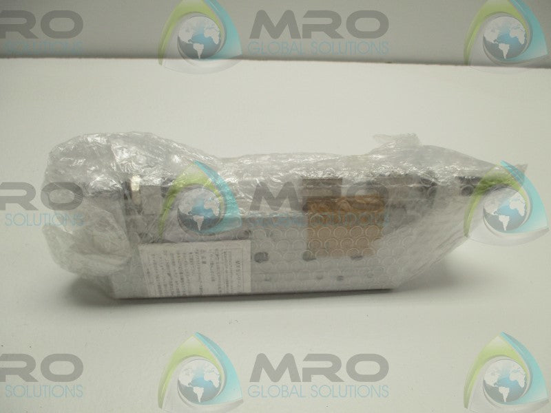 SMC MXS20-100B CYLINDER AIR SLIDE TABLE * NEW IN FACTORY BAG *
