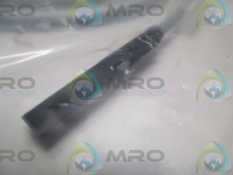 FESTO SME-8M-DS-24V-K-2.5-OE PROXIMITY SENSOR * NEW IN FACTORY BAG *