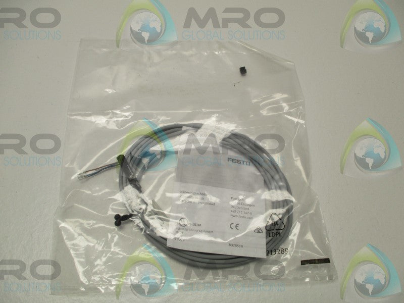 FESTO SME-8M-DS-24V-K2,5-OE PROXIMITY SENSOR * NEW IN FACTORY BAG *