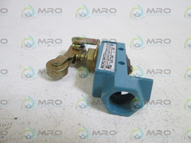 MICROSWITCH ROLLER ARM LIMIT SWITCH BZV6-2RQ2 (AS PICTURED) *NEW NO BOX*