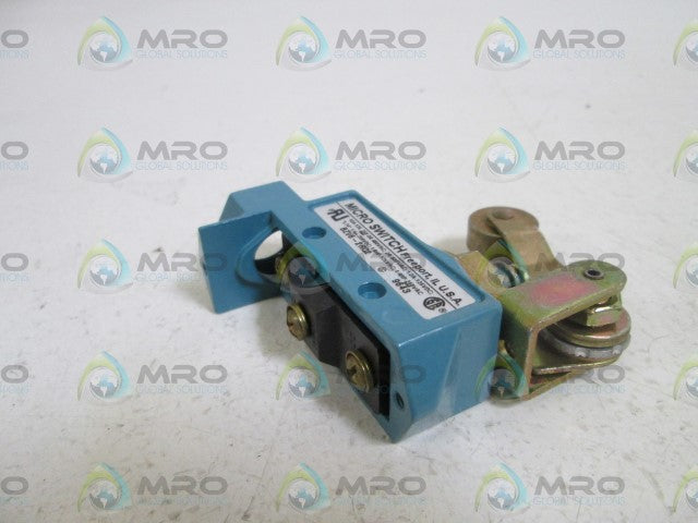 MICROSWITCH ROLLER ARM LIMIT SWITCH BZV6-2RQ2 (AS PICTURED) *NEW NO BOX*