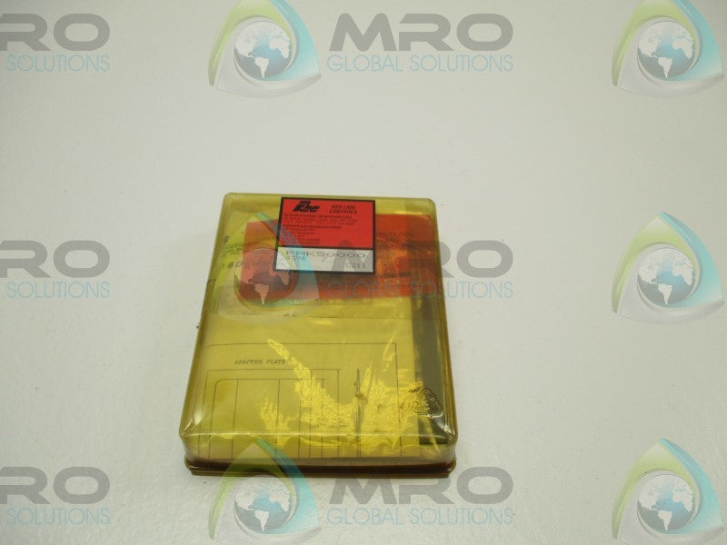 RED LION CONTROLS PMK50000 PANEL MOUNT KIT * NEW IN ORIGINAL PACKAGE *