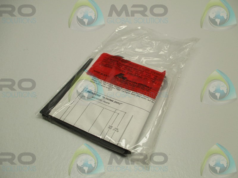RED LION CONTROLS PMK50000 PANEL MOUNT KIT * NEW IN FACTORY BAG *