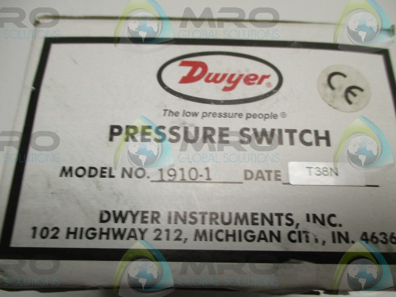 DWYER 1910-1 PRESSURE SWITCH (AS PICTURED) * NEW IN BOX *