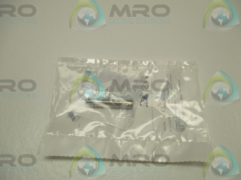 IFM EFECTOR IF5775 INDUCTIVE SENSOR * NEW IN FACTORY BAG *