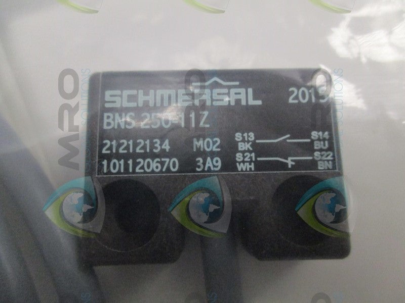 SCHMERSAL BNS250-11Z SAFETY MAGNETIC SENSOR * NEW IN FACTORY BAG *