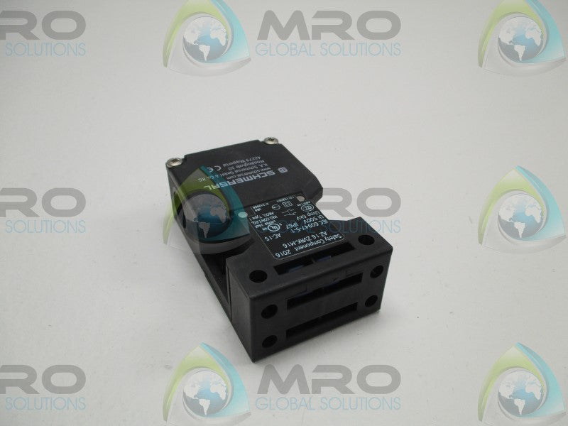 SCHMERSAL AZ16ZVRK-M16 SAFETY SWITCH * NEW IN BOX *