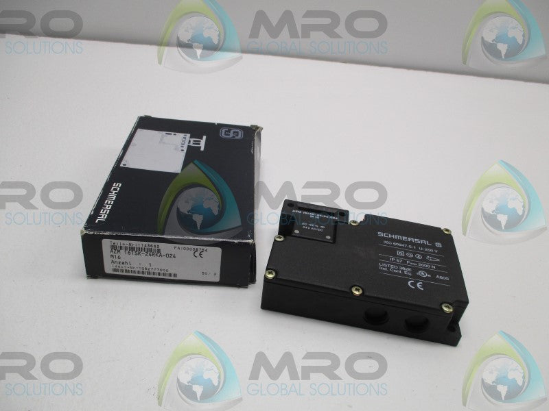 SCHMERSAL AZM161SK-24RKA-024M16 SAFETY INTERLOCK SWITCH * NEW IN BOX *