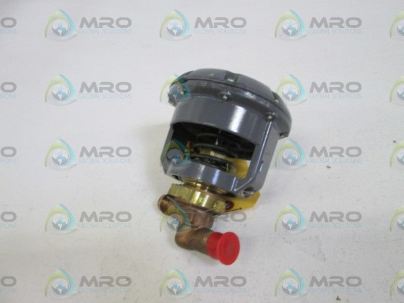 JOHNSON CONTROLS V-3766-1001 DIAPHRAGM ACTUATOR *NEW NO BOX*