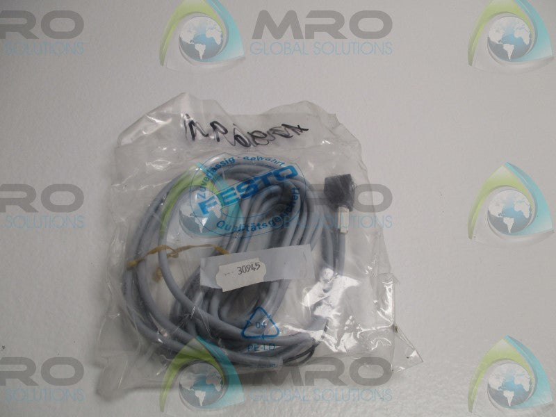FESTO KME-1-24DC-5-LED 30945 PLUG SOCKET CABLE * NEW IN FACTORY BAG *