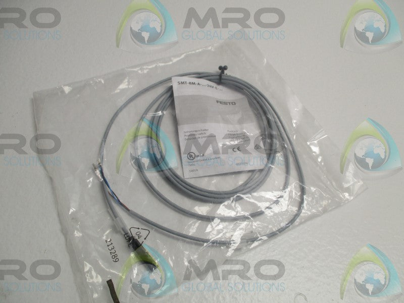 FESTO SMT-8M-A-PS-24V-E-2,5-OE 574335 PROXIMITY SWITCH * NEW IN FACTORY BAG *