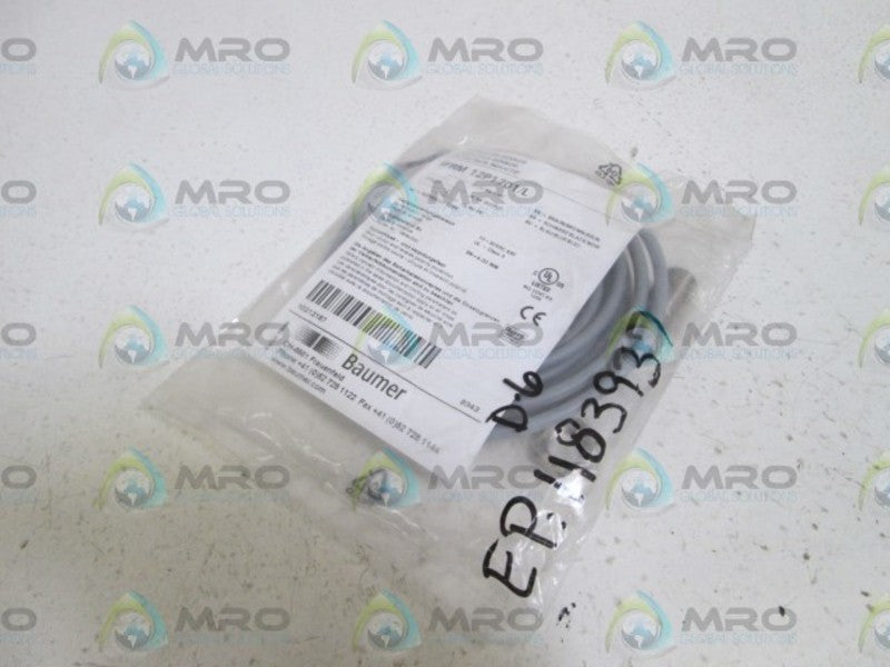 BAUMER INDUCTIVE SENSOR IFRM12P1701/L * NEW IN BAG *