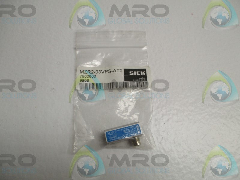 SICK MZR2-03VPS-AT0 PHOTOELECTRIC SENSOR * NEW IN FACTORY BAG *