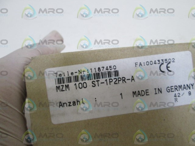 SCHMERSAL ELECTROMAGNETIC INTERLOCK MZM 100 ST-1P2PR-A *NEW IN BOX*