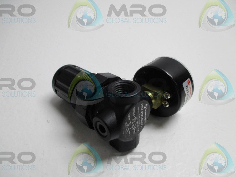 NORGREN R07-200-RNKA REGULATOR 1/4" (AS PICTURED) *NEW NO BOX *