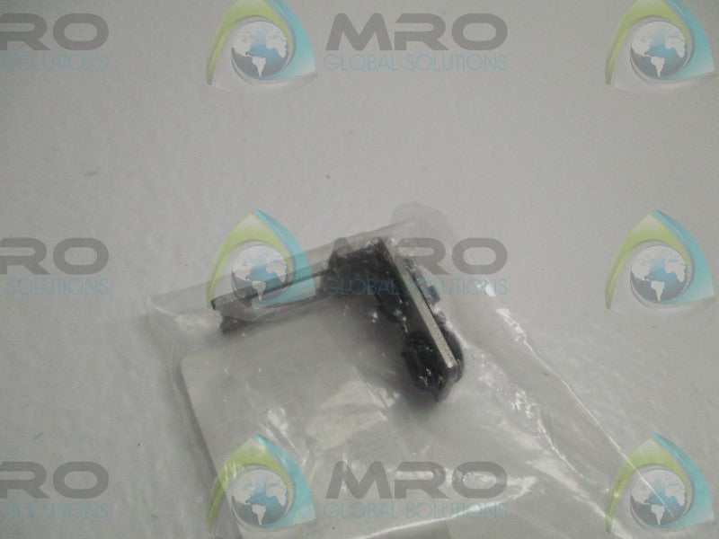 SCHMERSAL ST14-B5 SWITCH KEY * NEW IN FACTORY BAG *