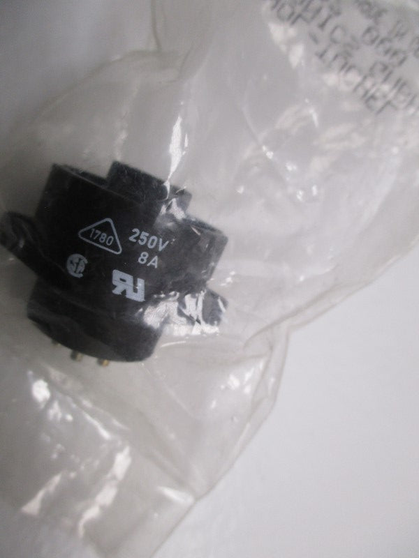 AMPHENOL T3107000 CIRCULAR CONNECTOR * NEW IN FACTORY BAG *
