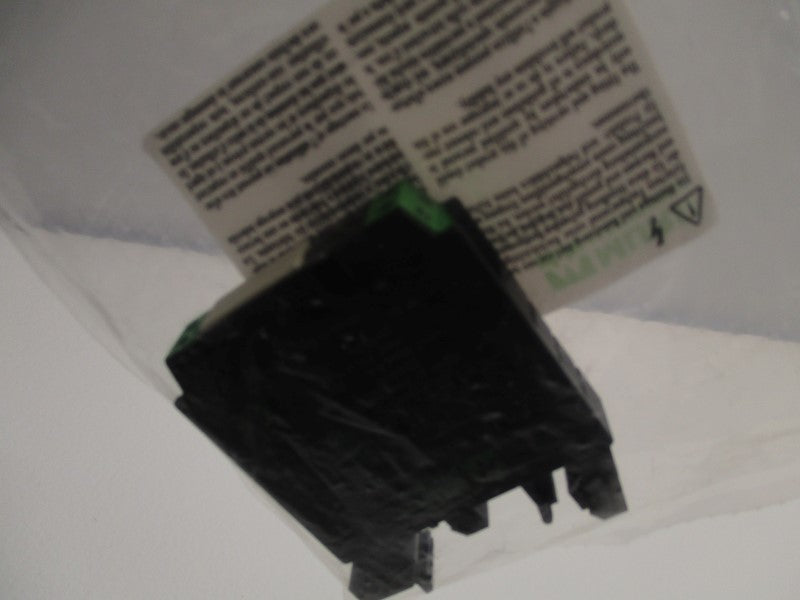 MURR ELEKTRONIK 51508 OUTPUT RELAY * NEW IN FACTORY BAG *