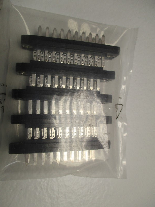 INDUSTRIAL MRO J00045A0904 TERMINAL CONNECTOR (PKG OF 5) * NEW IN FACTORY BAG *