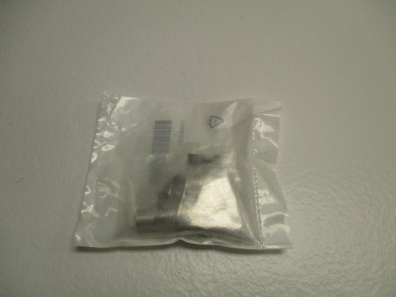 AMPHENOL C09131H0031002 157-2455 MALE CABLE CONNECTOR * NEW IN FACTORY BAG *