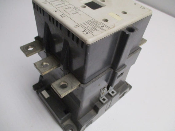 SIEMENS 3TF56 CONTACTOR 400A 600VAC * USED *