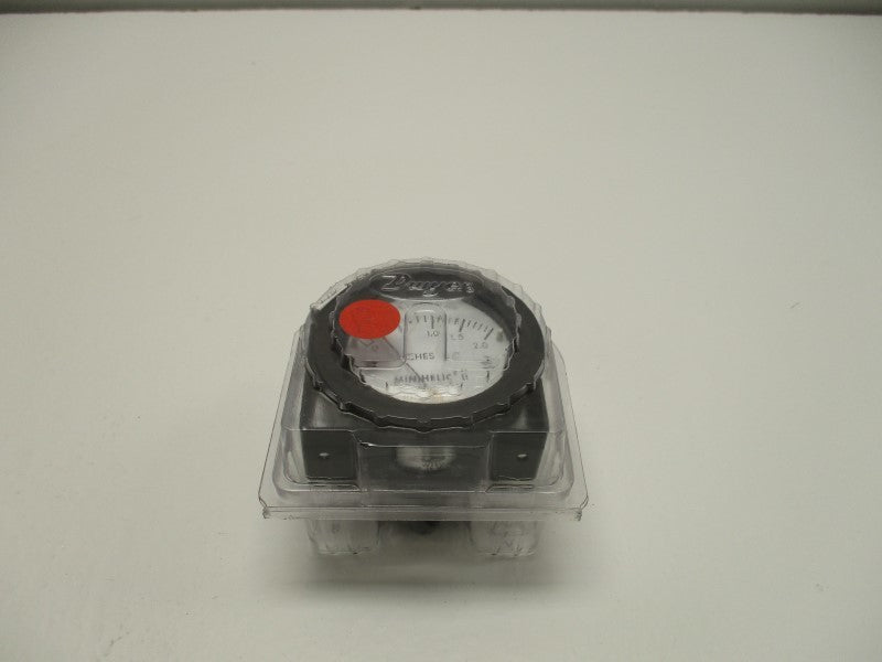 DWYER 2-5002 GAUGE 0-2.0 "W.C * NEW IN ORIGINAL PACKAGE *