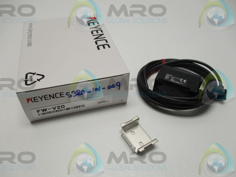 KEYENCE FW-V20 DIGITAL WAVE SENSOR * NEW IN BOX *