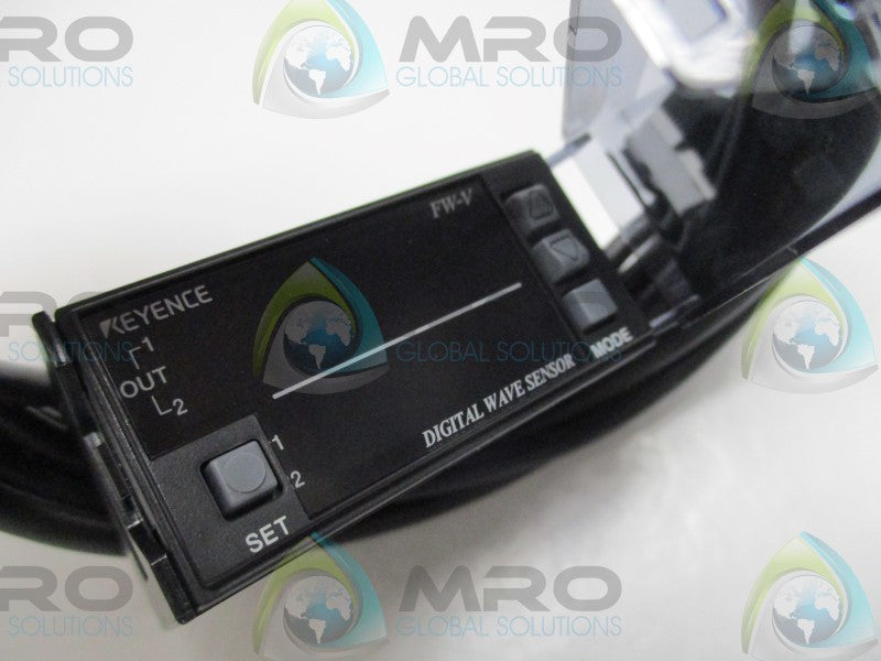 KEYENCE FW-V20 DIGITAL WAVE SENSOR * NEW IN BOX *