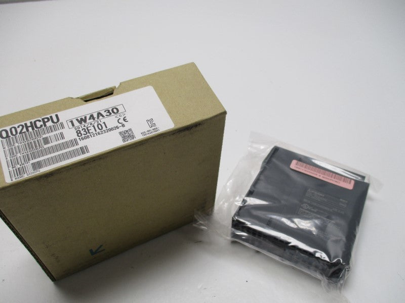 MITSUBISHI Q02HCPU CPU UNIT * NEW IN BOX *