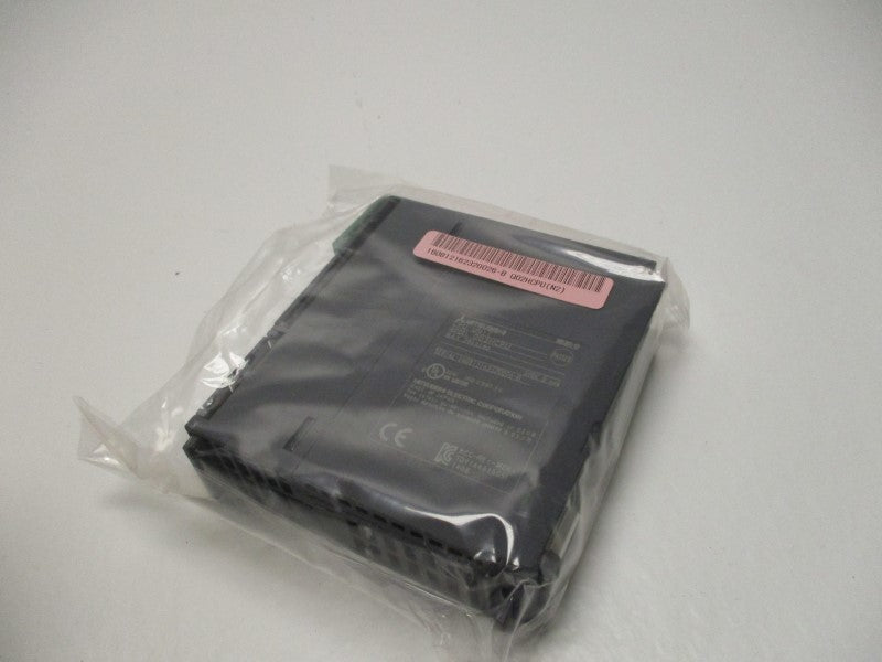 MITSUBISHI Q02HCPU CPU UNIT * NEW IN BOX *