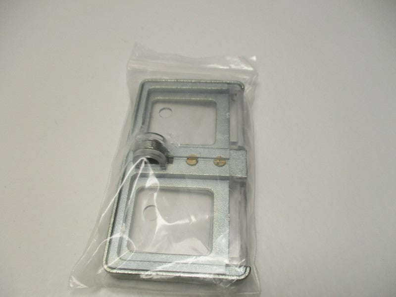 EATON IZM-PLPC-M PADLOCKABLE PUSHBUTTON COVER KIT * NEW IN BOX*