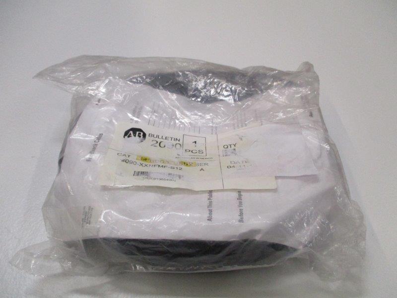 ALLEN BRADLEY 2090-XXNFMF-S12 POWER CABLE SER. A  *NEW IN FACTORY BAG *