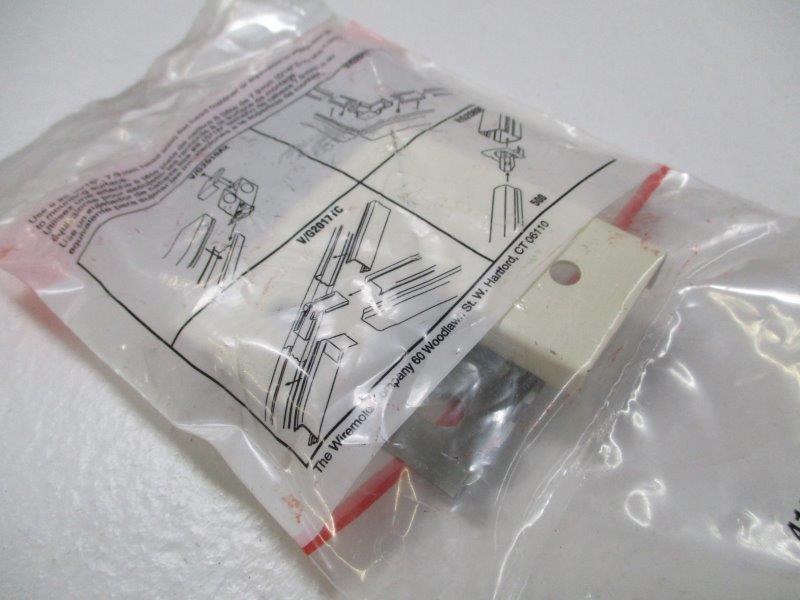 WIREMOLD V2011 * NEW IN FACTORY BAG *