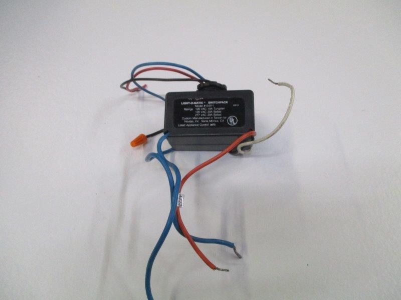 LIGHT-O-MATIC 13-011 * UESD *