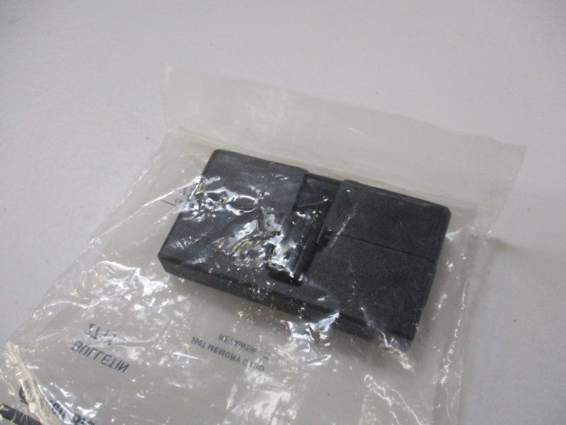 ALLEN BRADLEY 77153-146-52 MEMORY CARD RETAINER KIT * NEW IN FACTORY BAG *