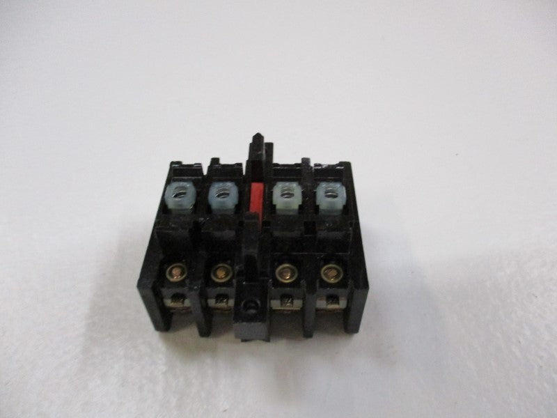 ALLEN BRADLEY 700-NA40 CONTACT BLOCK SER. B (MISSING ACCESSORIES) *NEW NO BOX *