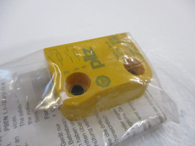 PILZ PSEN-1.1P-10/3MM * NEW IN FACTORY BAG *