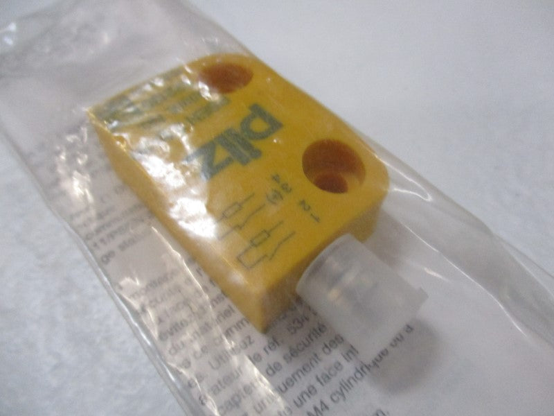 PILZ PSEN2.1P-30 * NEW IN FACTORY BAG *