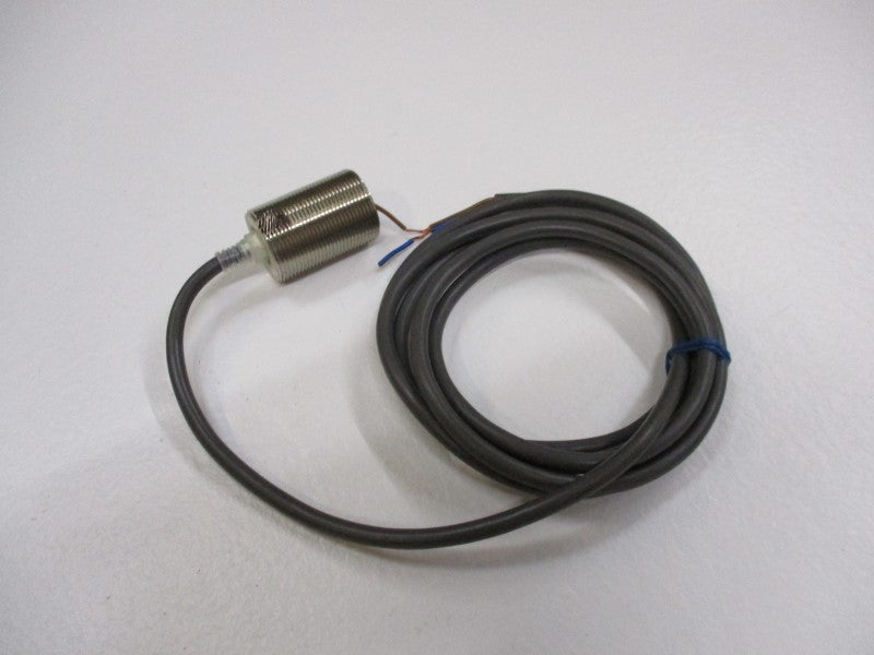 OMRON E2E-X10D2-N NSNP