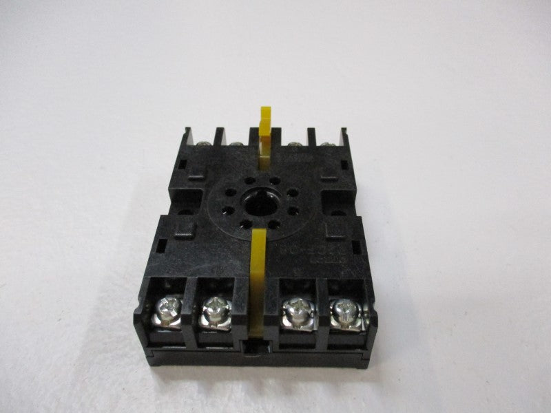 OMRON P2CF-08 NSNP