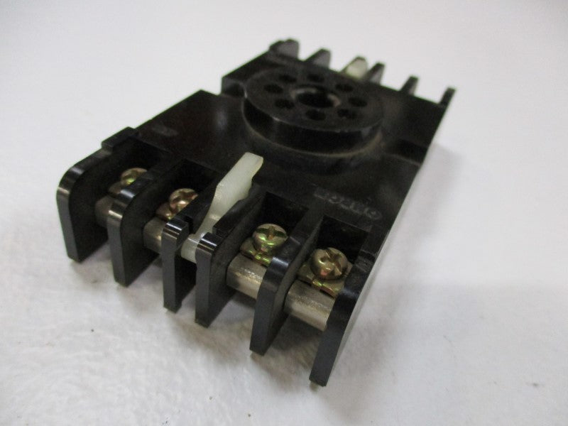 OMRON 8PF1 (MISSING ACCESSORIES)  NSNP