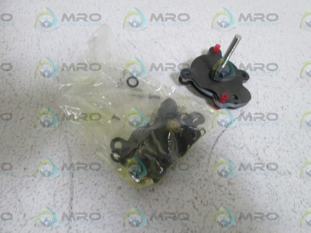 MOORE 15822-285 REBUILD KIT *NEW IN BOX*